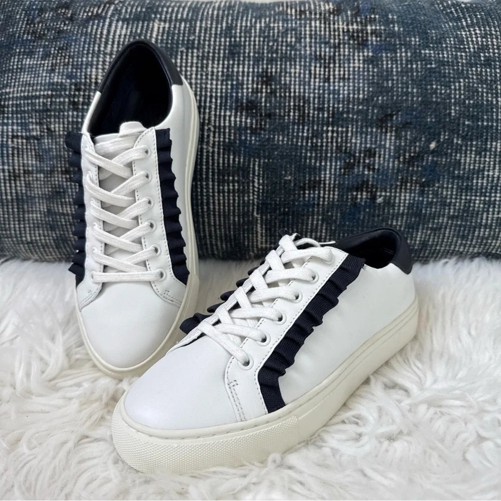 Tory Burch Ruffle Sneaker NEW! 6.5 Leather - Picture 1 of 7